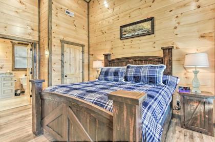Smoky Mtn Hideaway with Hot Tub Deck and Gorgeous View - image 12